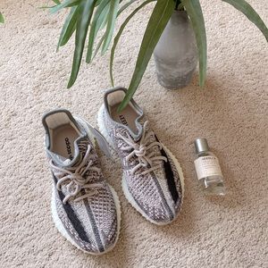 Adidas Yeezy Boost V2 Zyon sneakers size 4.5 NWT